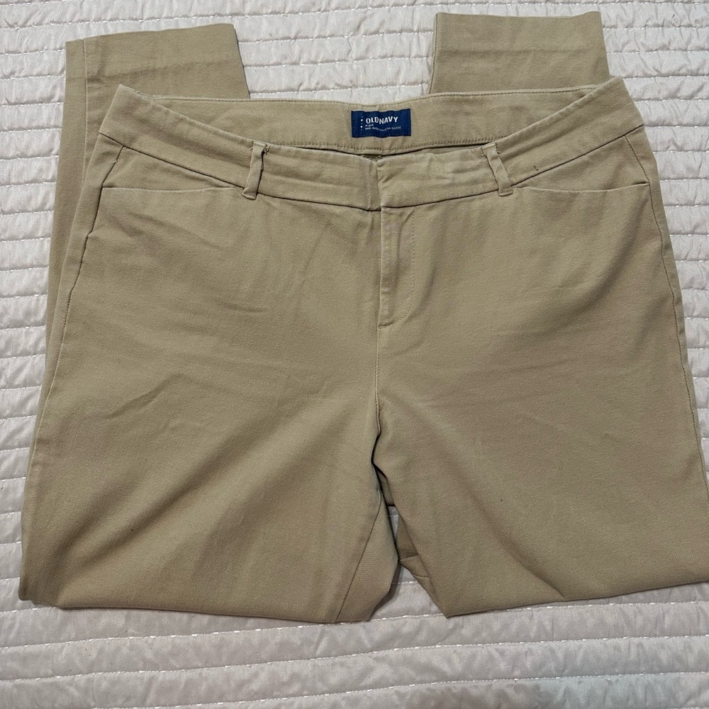 Old Navy Pixie Pant